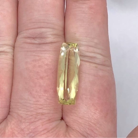 Gold Quartz Loose Stone - Picture 3 of 3